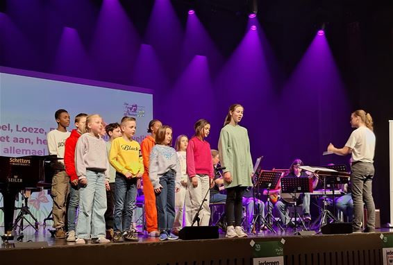 Bocholt - KANL en The Fun Tunes voelen de lente!