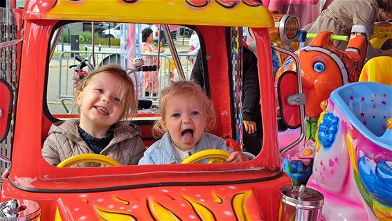 Kermis leeft in Overpelt-Fabriek - Pelt