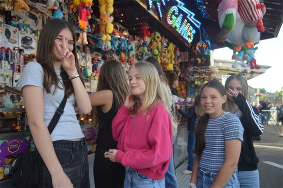 Kermis op Overpelt-Fabriek - Pelt