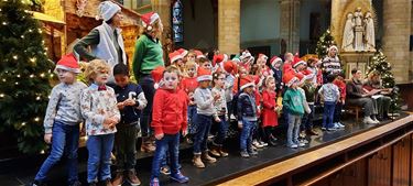 Kerstviering kleuterschool De Robbert - Hamont-Achel