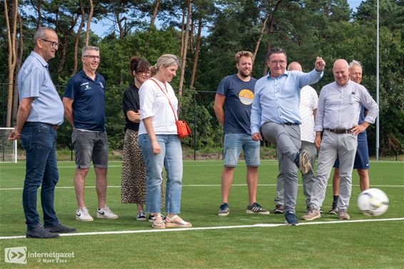 KFC Eksel heeft haar kunstgrasveld - Hechtel-Eksel