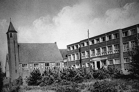 Kijk en vergelijk: het klooster in Kattenbos - Lommel