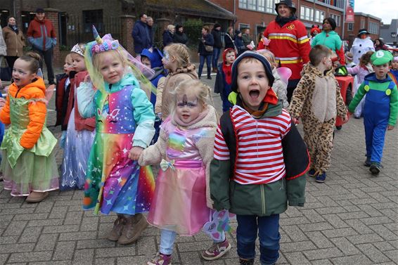 Kindercarnaval bij De Linde - Pelt