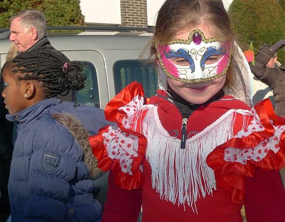 Kindercarnaval in de Boudewijnschool - Lommel