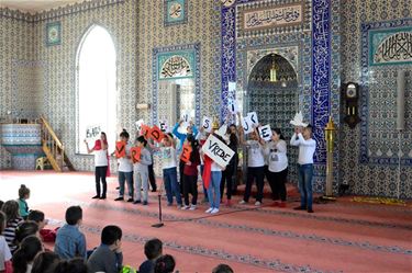 Kinderviering in Fatih moskee van Beringen - Beringen