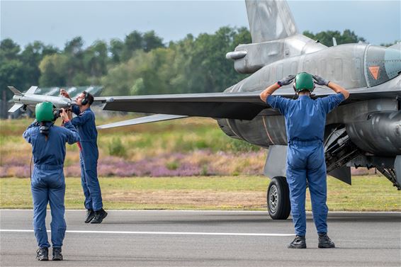 Kleine Brogel neemt deel aan NAVO-oefening - Peer