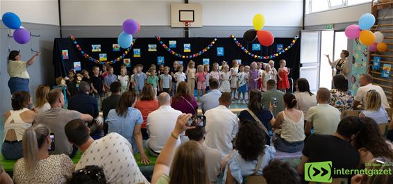 Kleuters ontvangen hun eerste diploma - Pelt