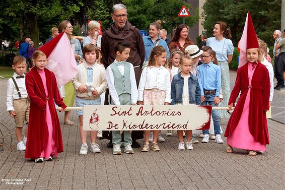 Koelere temperaturen voor Sint-Antoniusprocessie - Hamont-Achel