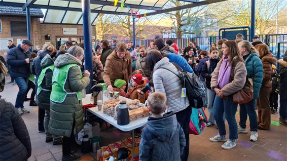 Koffiestop Broederlijk Delen op Boudewijnschool - Lommel