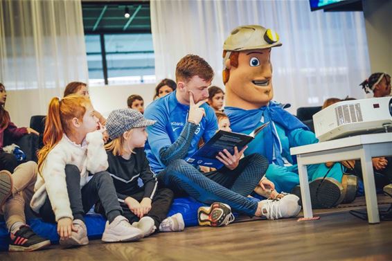 KRC Genk lanceert eigen kinderboek - Genk