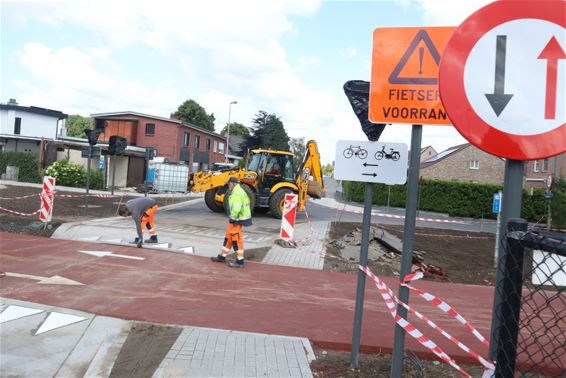 Kruispunt Bemvaartstraat terug open - Pelt