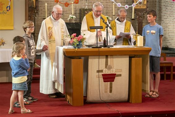 Laatste viering in de kerk van Lutlommel - Lommel