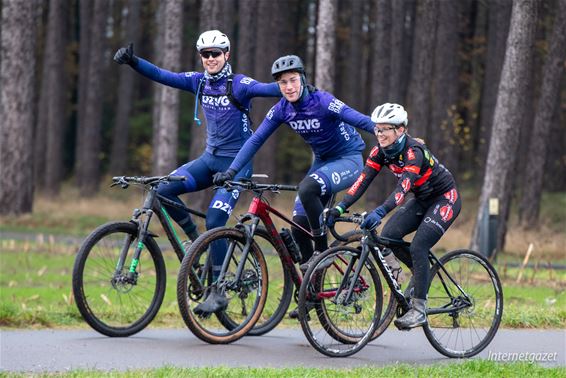 Langs Hentse velden en door de bossen van de Kolis - Pelt