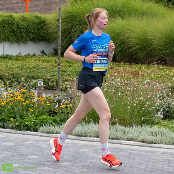 Lauren Kiggen loopt naar knappe derde plaats - Oudsbergen