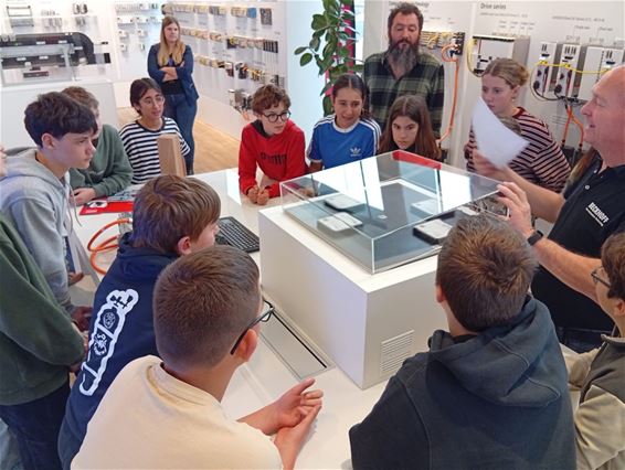 Leerlingen op bezoek bij Beckhoff Automation - Beringen