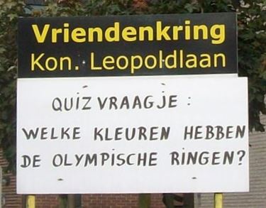 Leopoldlaan kleurt Olympisch - Lommel