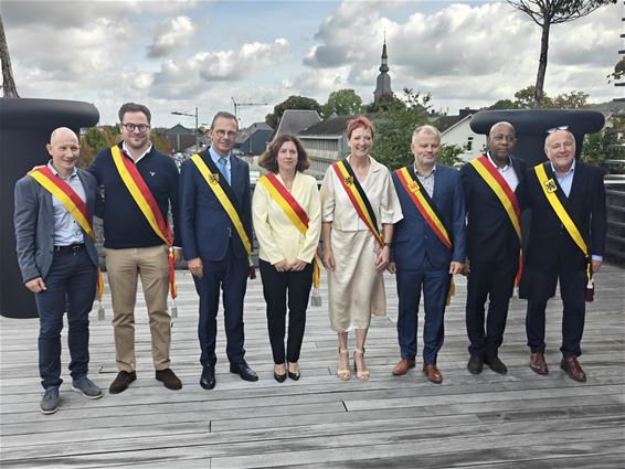 Leopoldsburg en Marche-en-Famenne verbroederen - Leopoldsburg