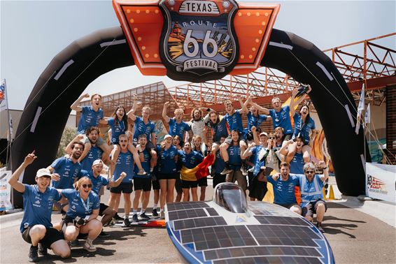 Lode Van Mierloo wint met Solar Team - Pelt