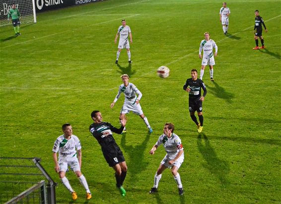 Lommel United klopt RC Mechelen - Lommel