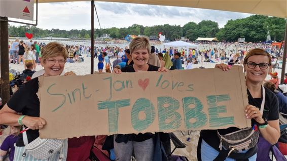 Lommelse 6de klassers genieten op Pennenzakkenrock - Lommel