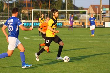 Lutlommel VV klopt Paal-Tervant A - Lommel