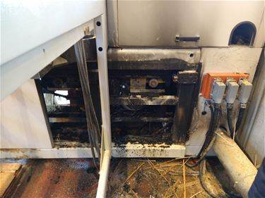 Machine vat vuur in houtafdeling Spectrumcollege - Beringen