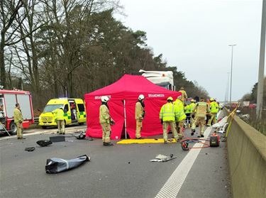 Man (79) omgekomen bij zware botsing - Beringen