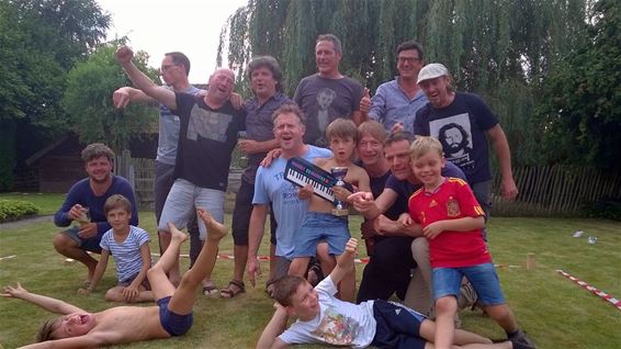 Mannen weer kubb-kampioen in Dielishoek - Hamont-Achel