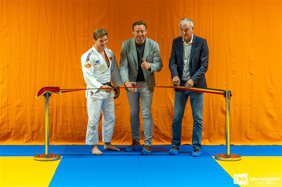 Matthias Casse opent nieuwe vechtsportzalen - Lommel