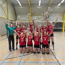 Meisjes U15A Lovoc herfstkampioen - Lommel