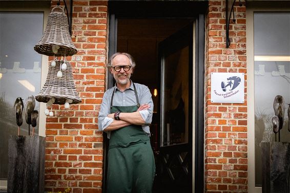 Michel, ambachtelijke schoenmaker in Kerkhoven - Lommel