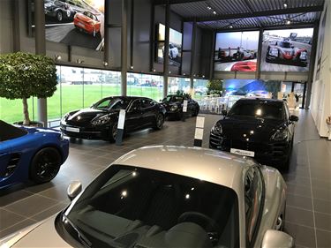 Mini-autosalon in Porsche Centre Paal - Beringen