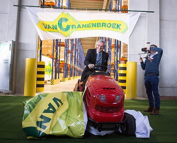 Minister-president bezoekt van Cranenbroek - Overpelt