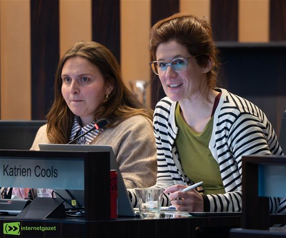 Minuut stilte en nieuwe volgorde op gemeenteraad - Lommel