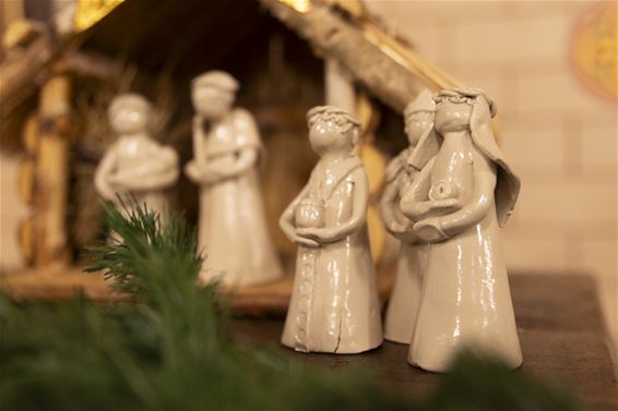 Mooie kerststallententoonstelling in de kerk - Lommel