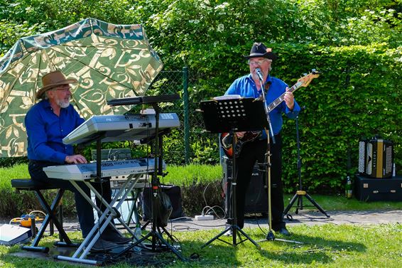 Muziek in de tuin van Corsala - Beringen