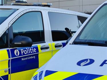 Nieuwe look voor politievoertuigen Noord-Limburg