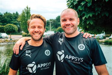 Neilson en Henkens vervolledigen voetbalstaf - Lommel