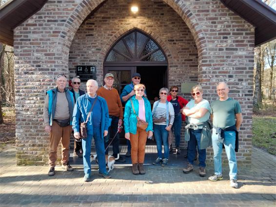 Neos Hamont-Achel op wandel in de Achelse bossen - Hamont-Achel