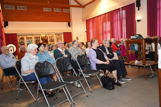 Neos Lommel op zoek naar de lachende koning - Lommel