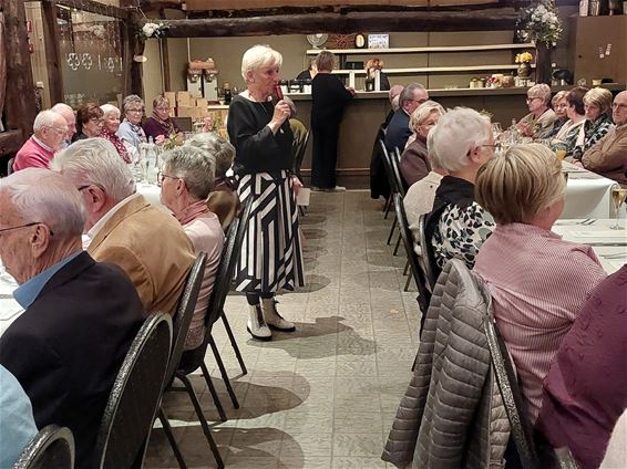Neos Lommel viert herfstfeest met 92 leden - Lommel