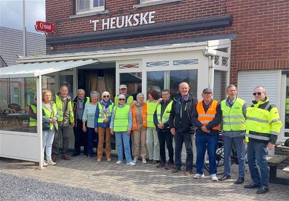 Neos Peer fietst naar ’t Heukske - Peer