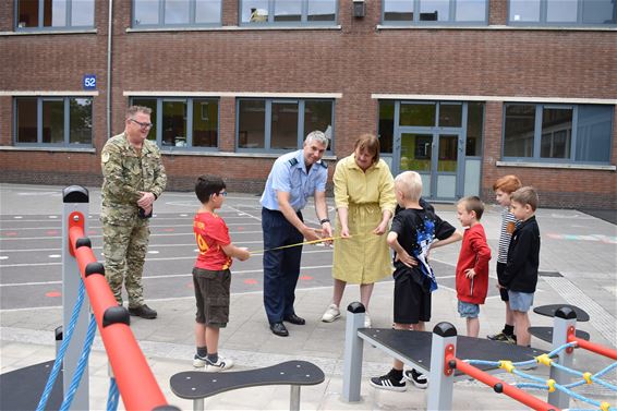 Peer - Nieuw speeltoestel voor BuBaO Sint-Elisabeth