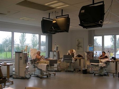 Nieuwe dialysetoestellen in Mariaziekenhuis