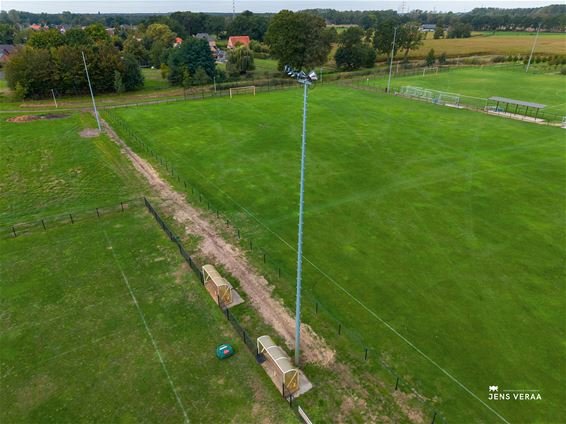 Nieuwe ledverlichting voor twee voetbalclubs - Pelt