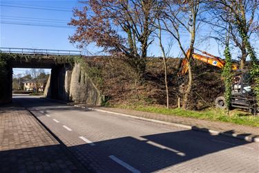 Nieuwe spoorwegbrug wordt 12 meter breed - Genk