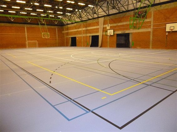 Nieuwe vloer voor sporthal De Posthoorn - Hamont-Achel
