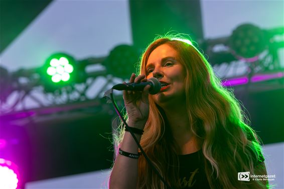 NINA - Anouk Tribute Band op het Horecaplein - Lommel