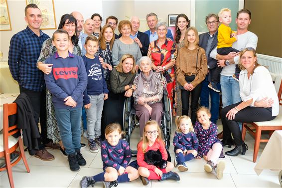Nog een feestje voor 100-jarige Fina - Beringen