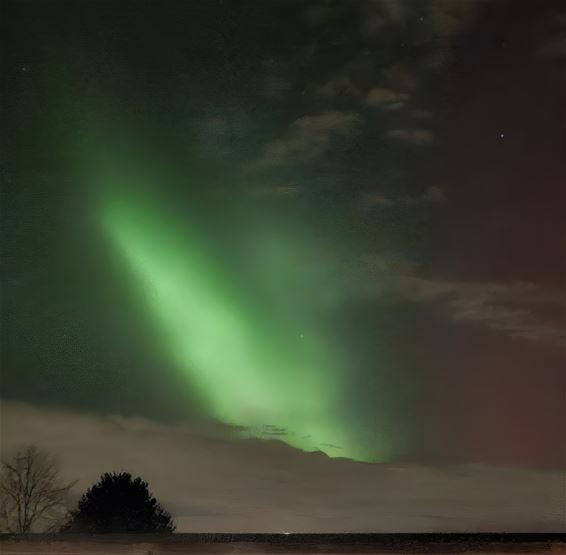 Noorderlicht boven Kleine-Brogel - Peer
